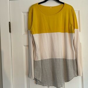 Women’s XL color block long sleeve shirt. Never worn!